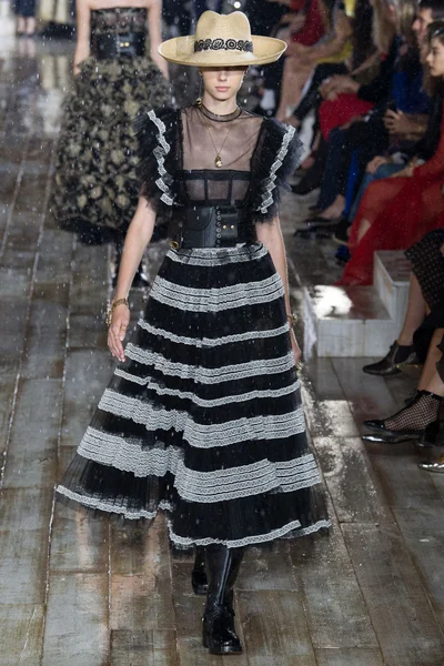 Look 79
